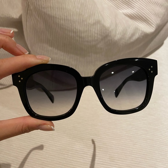 SOLD BNIB Authentic Celine Oversized Sunglasses 🕶️ 😎 - Picture 3 of 9